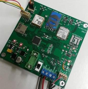 Smart Traffic Counter forgalomszámláló panel GPS és GSM modullal